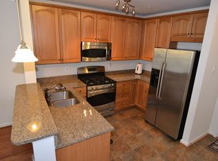 42607 Cardinal Trace Ter, Ashburn, VA 20148