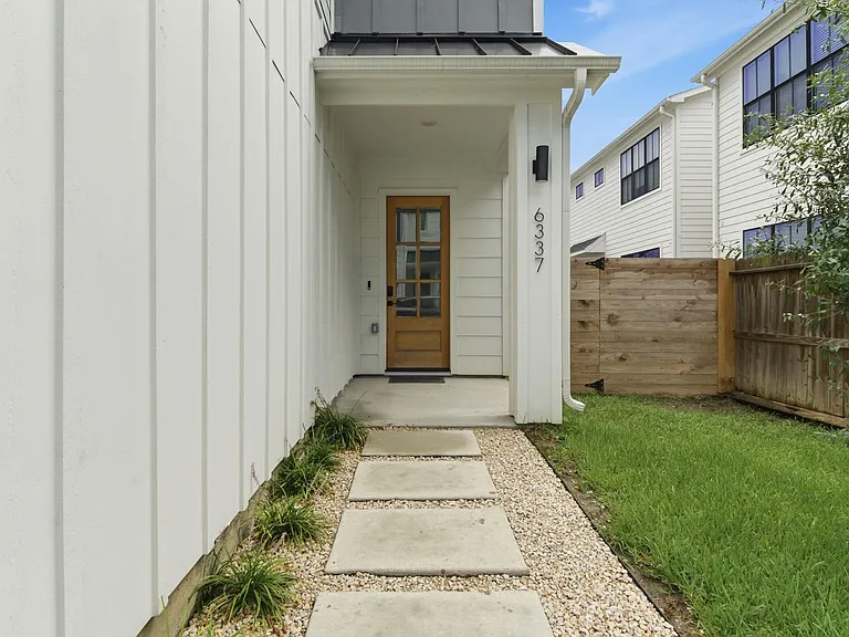 6337 Wheatley St — Photo 3