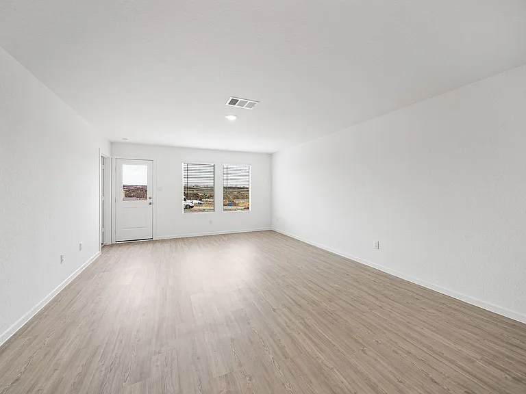 241 Tahoe Ave — Photo 17
