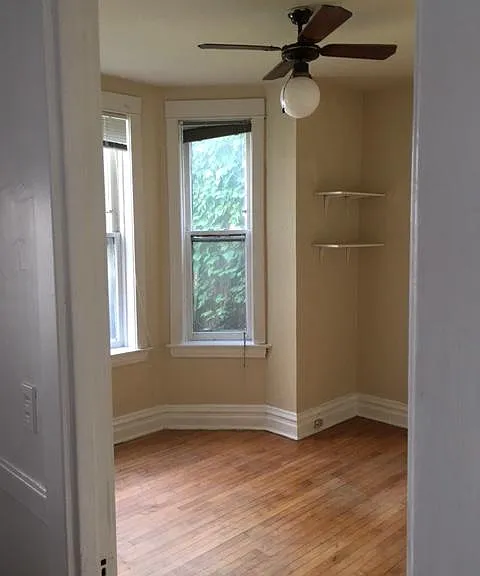 3246 N Seminary Ave #1R — Photo 4