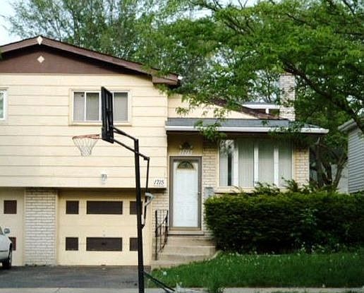 1st image of 1715 N Windsor Dr