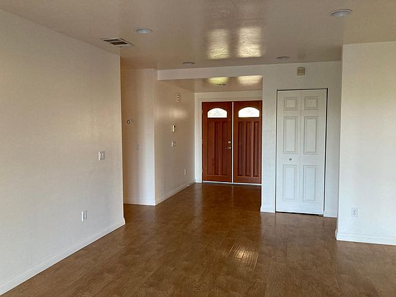 4th image of 2224 Avenida Del Vis