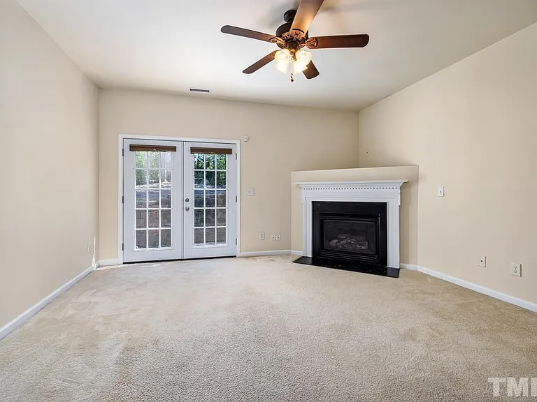 1619 Snowmass Way — Photo 6