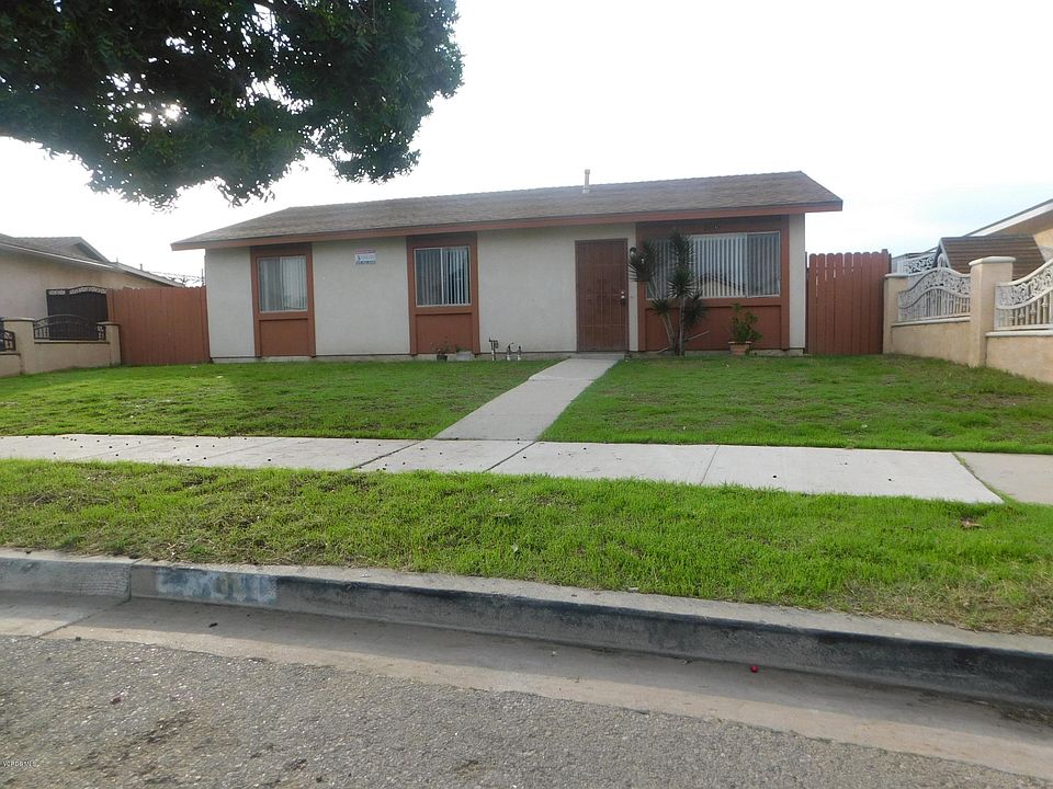1st image of 2641 Beaufort Dr