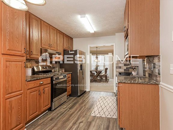 3rd image of 26 Johnstons Way