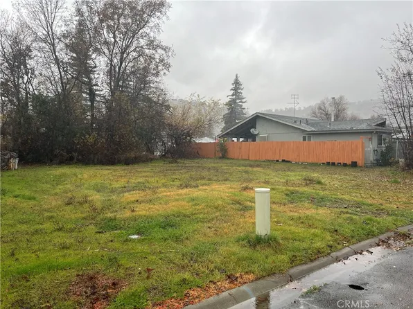 12871 Island Cir, Clearlake Oaks, CA 95423