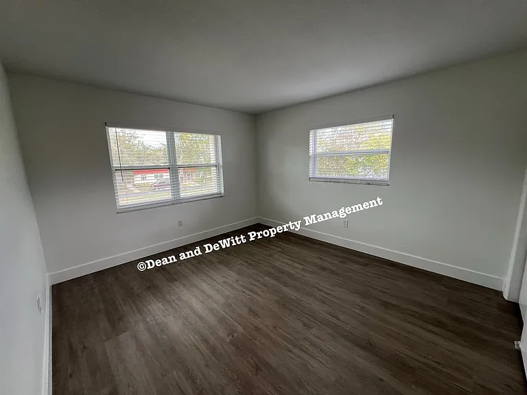5840 37th Ave N #6 — Photo 12
