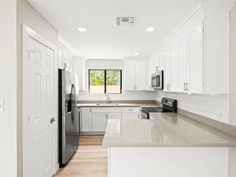 2500 N Hayden Rd #21 — Photo 8