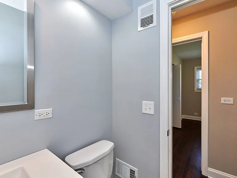7810 E Prairie Rd — Photo 16