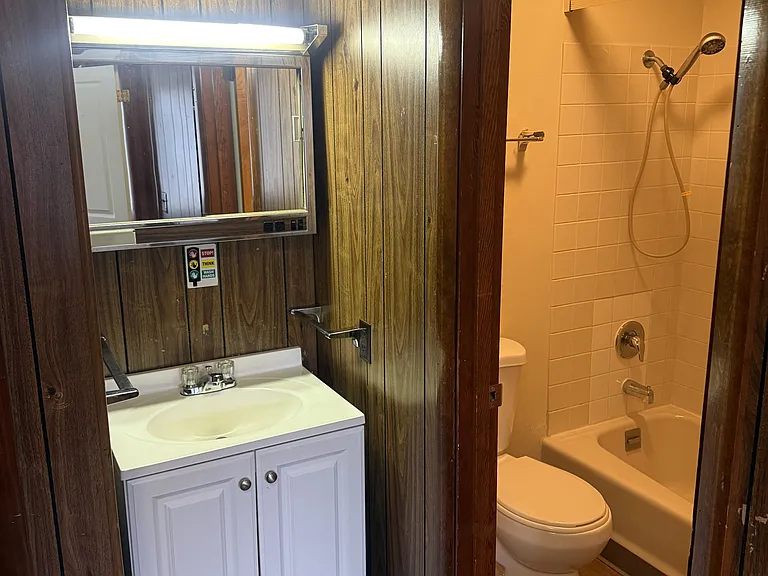 405 Slater St #8 — Photo 10