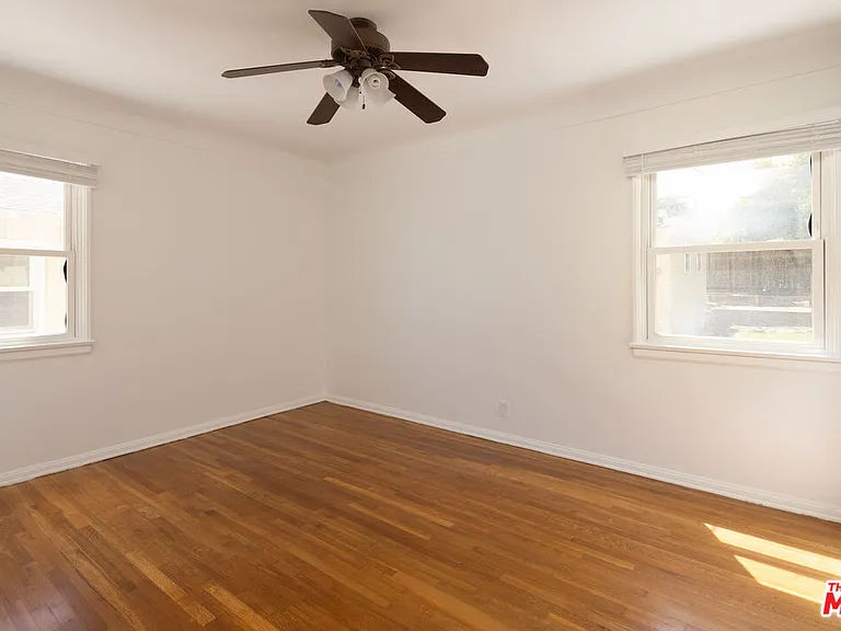 8333 Airlane Ave — Photo 16