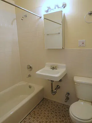 Rented by Keller Williams NYC | media 25