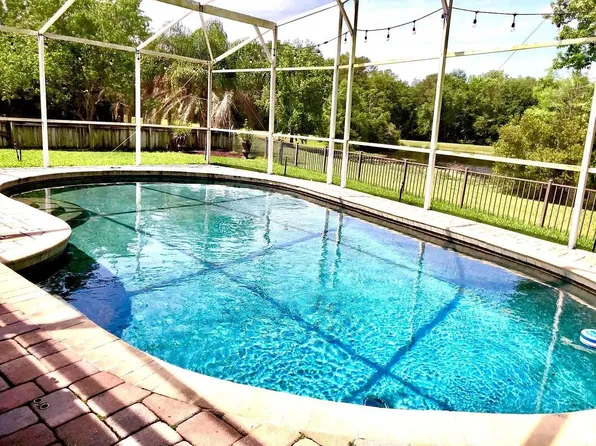 1095 Kelly Creek Cir, Oviedo, FL 32765