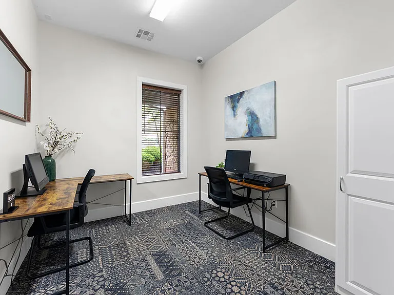 Riverstone Apartments — Photo 45