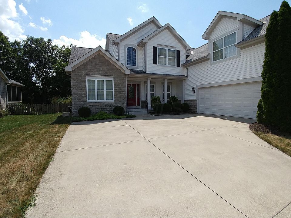 1st image of 200 Lantern Ln