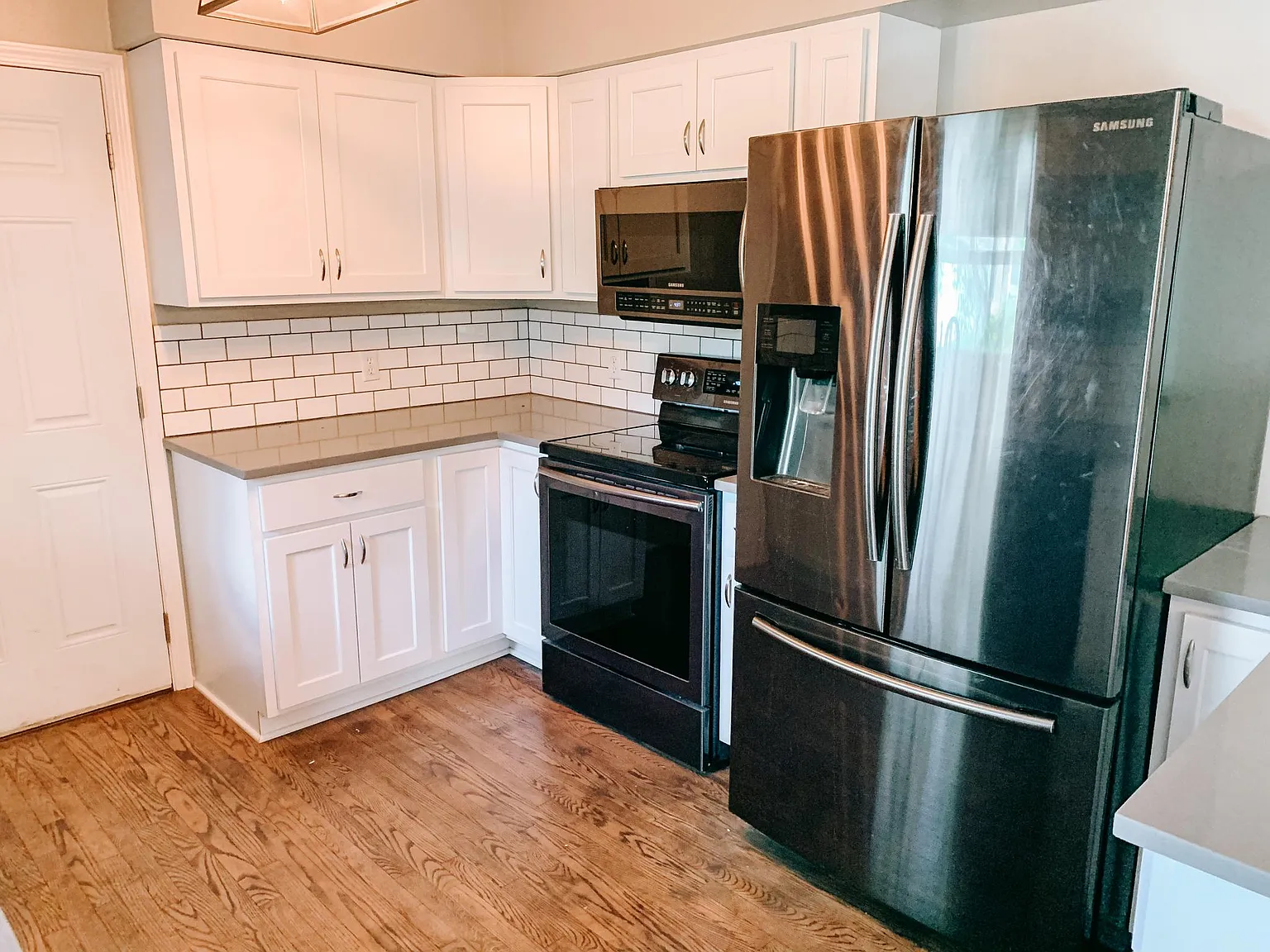 3 bed, 1688 sqft, $2,450 — Photo 4