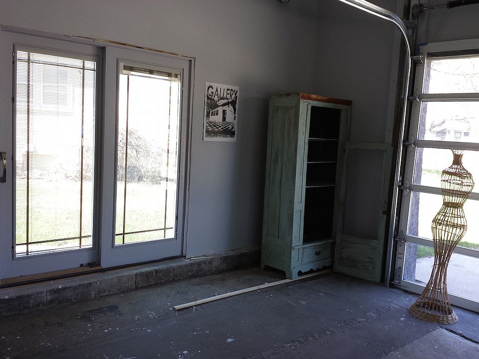 1st image of 3352 Minnehaha Ave