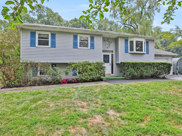 187 Riverview Drive, Fishkill, NY 12524