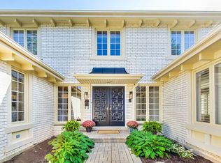 2209 Iroquois Rd, Wilmette, IL 60091