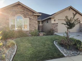 542 El Mango Dr, Redding, CA 96003