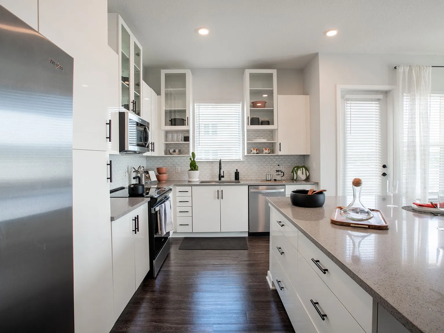Cirrus Apartments — Photo 4