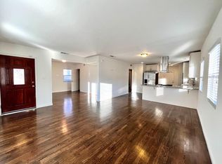 4910 Enfield Ave, Encino, CA 91316