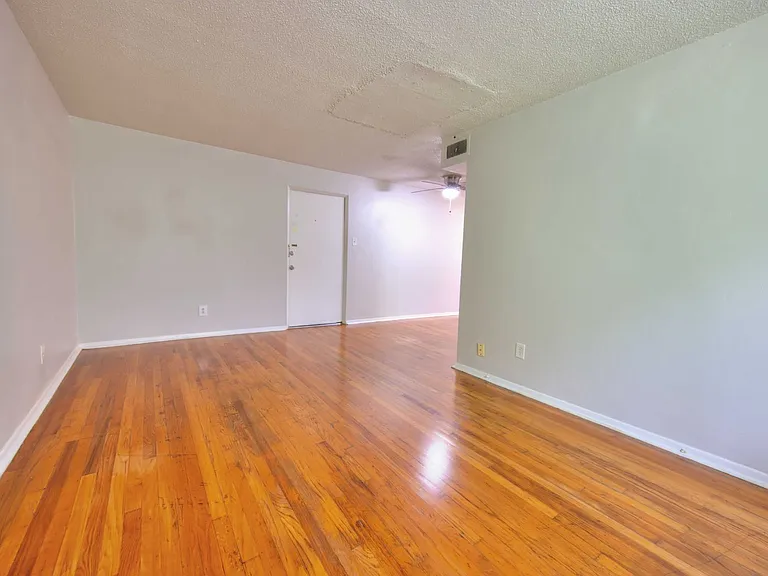 3508-10 Russell Ave — Photo 12