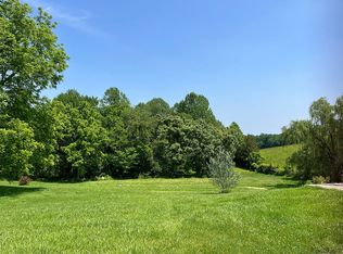 1956 Lyons Chapel Rd, Tompkinsville, KY 42167