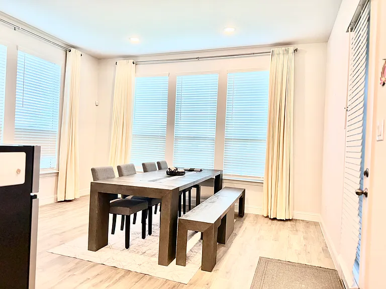 2807 Tower Rd — Photo 5