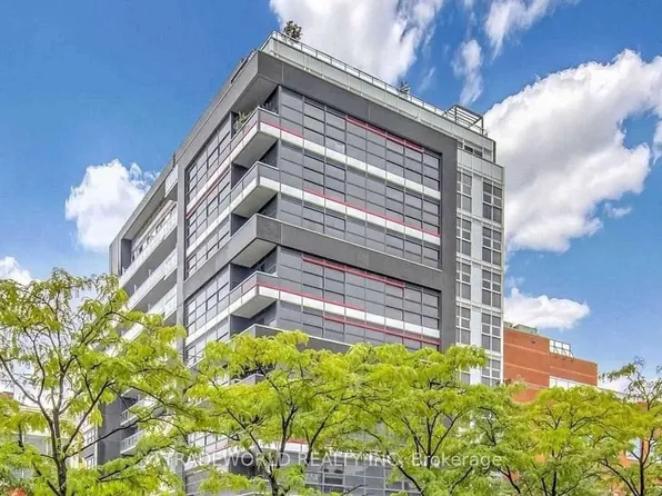 10 Willison Sq #Penthouse 7, Toronto, ON M5T 0A8