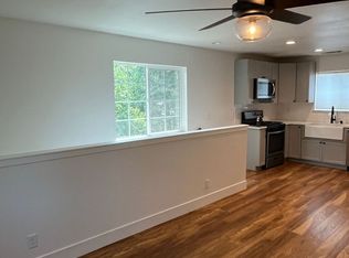 1129 Stewart Ave UNIT B, Chico, CA 95926