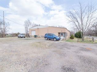 4906 N Hesston Rd, Newton, KS 67114