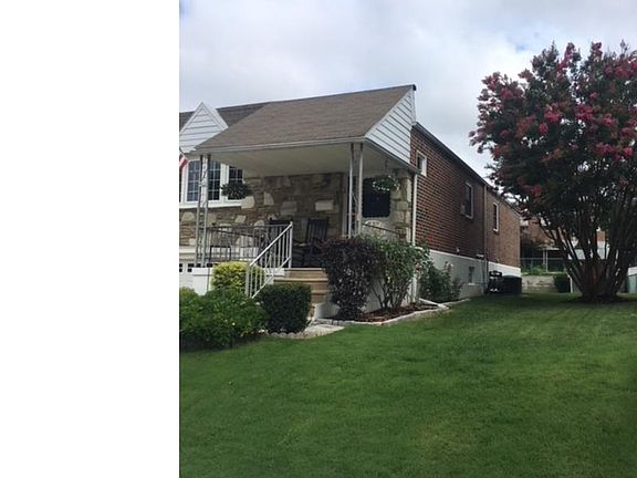 2nd image of 11938 Glenfield St