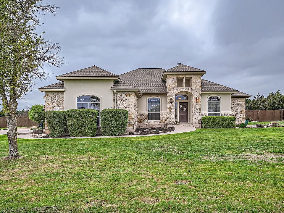 1st image of 113 Sarahs Ln