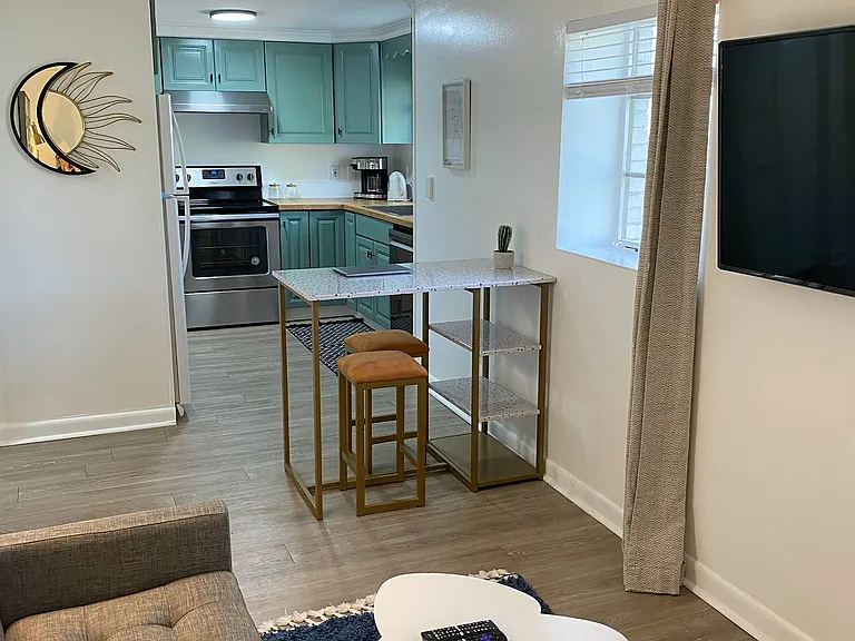 1202 N Decatur Rd NE #D — Photo 10