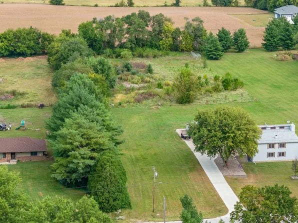 NE Rising Sun Dr, Pleasant Hill, IA 50327
