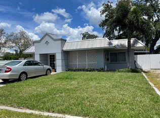 2307 Pembrook Dr, Orlando, FL 32810