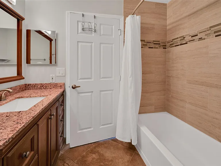 8949 NW 45th Ct — Photo 20