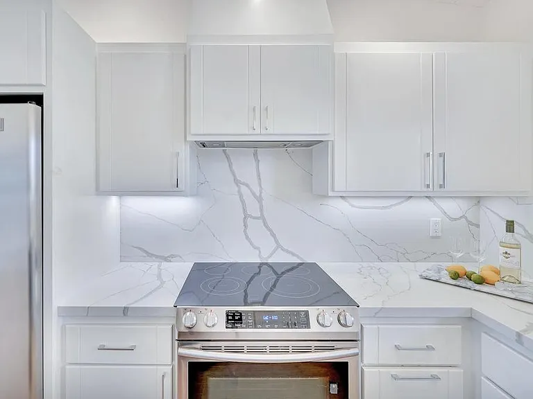 640 W Solana Cir W #18 — Photo 11