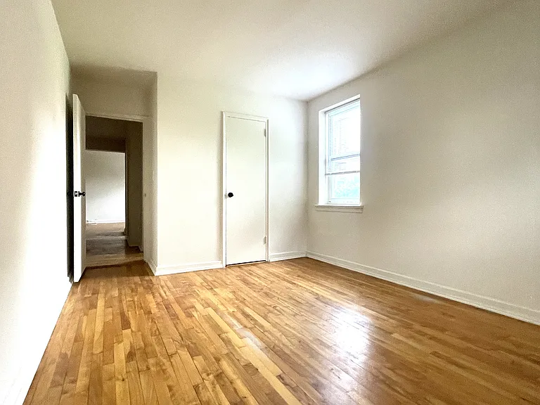 Tibbetts Rd — Photo 6