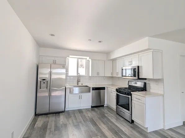 5645 1/2 Willowcrest Ave, North Hollywood, CA 91601