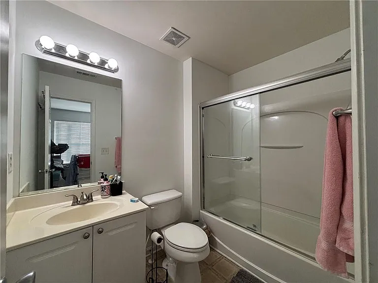1161 Liberty Pkwy NW — Photo 10