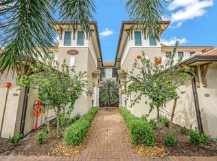 2137 Frangipani Cir #3-202, Naples, FL 34120