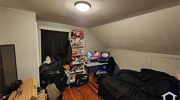 32 Granite St #2L — Photo 4