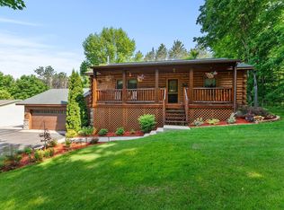 3299 Hunters Ridge Dr, Traverse City, MI 49685
