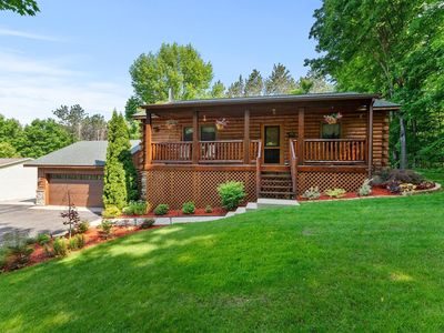 3299 Hunters Ridge Dr, Traverse City, MI, 49685