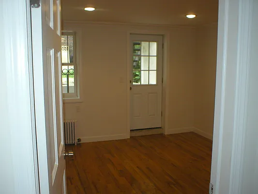 Rented by Skyline Realty LLC II | media 11