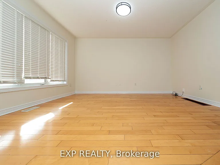 272 Duncan Ln — Photo 17