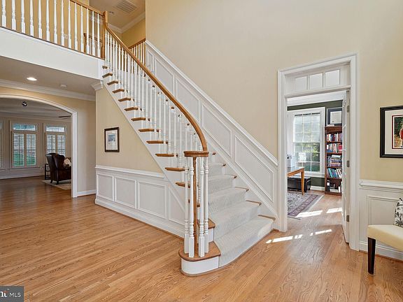 5th image of 1577 Maddux Ln