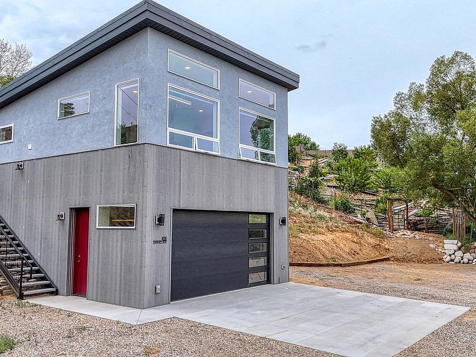 1st image of 436 W Grand Avenue
